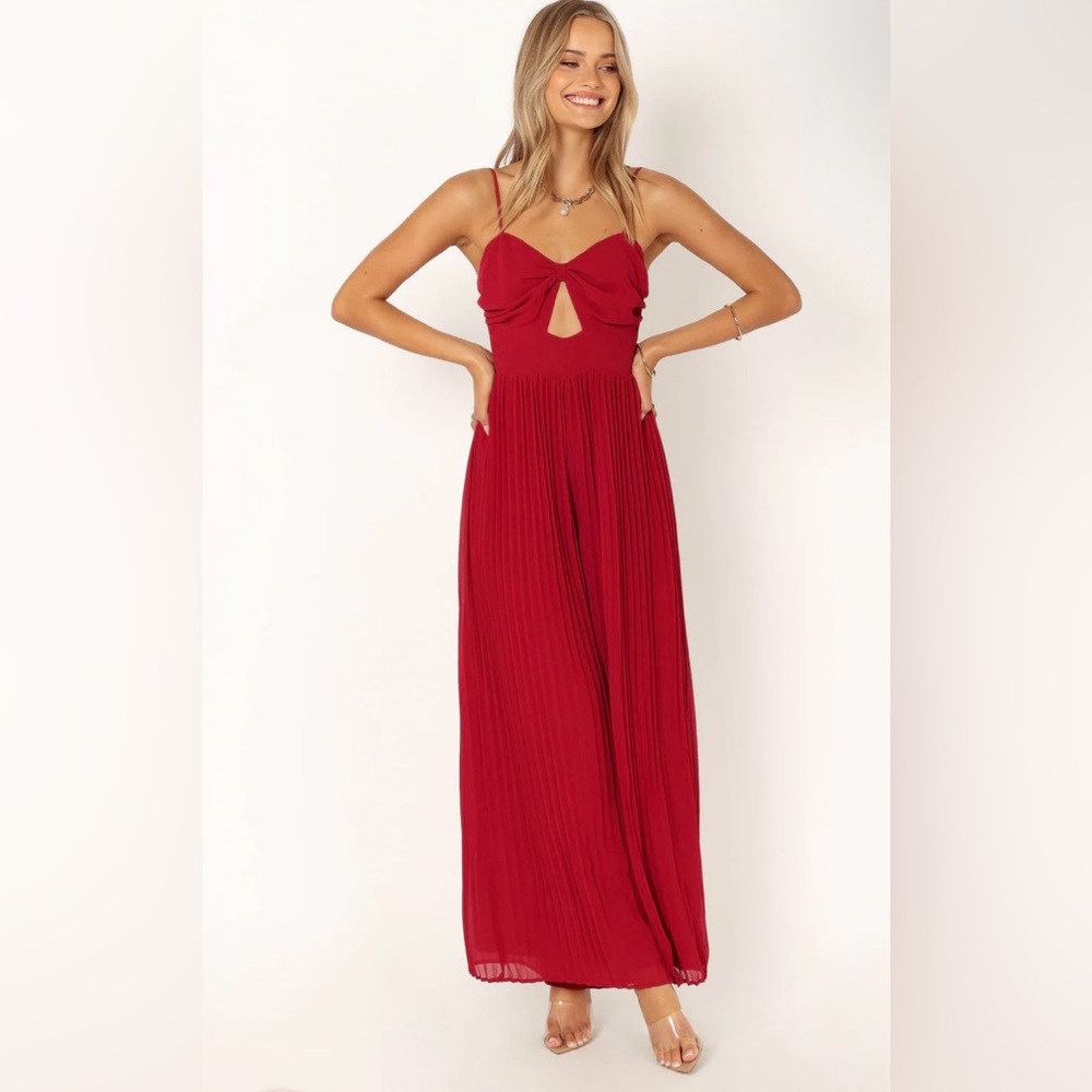 Petal & Pup Red Pleated Jumpsuit - Picture 4 of 12